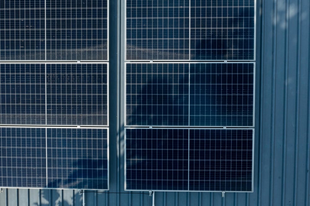 solaranlage auf einem flachdach